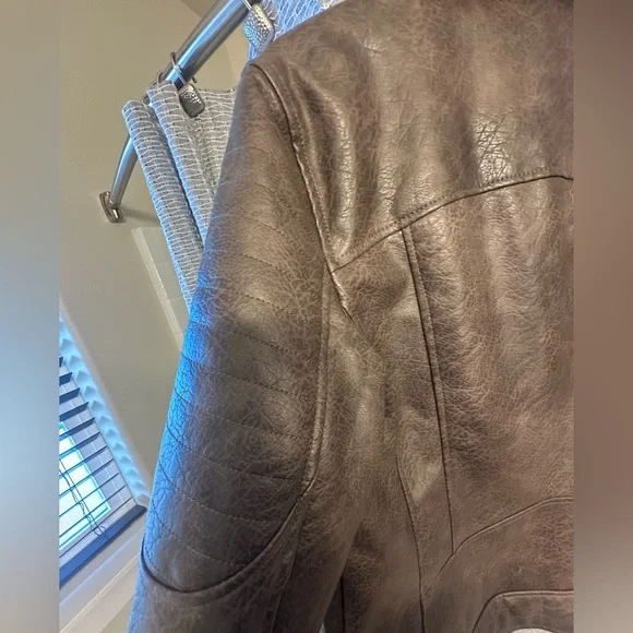 NWT - Textured Brown Leather Jacket -Sz L - Picture 2 of 11